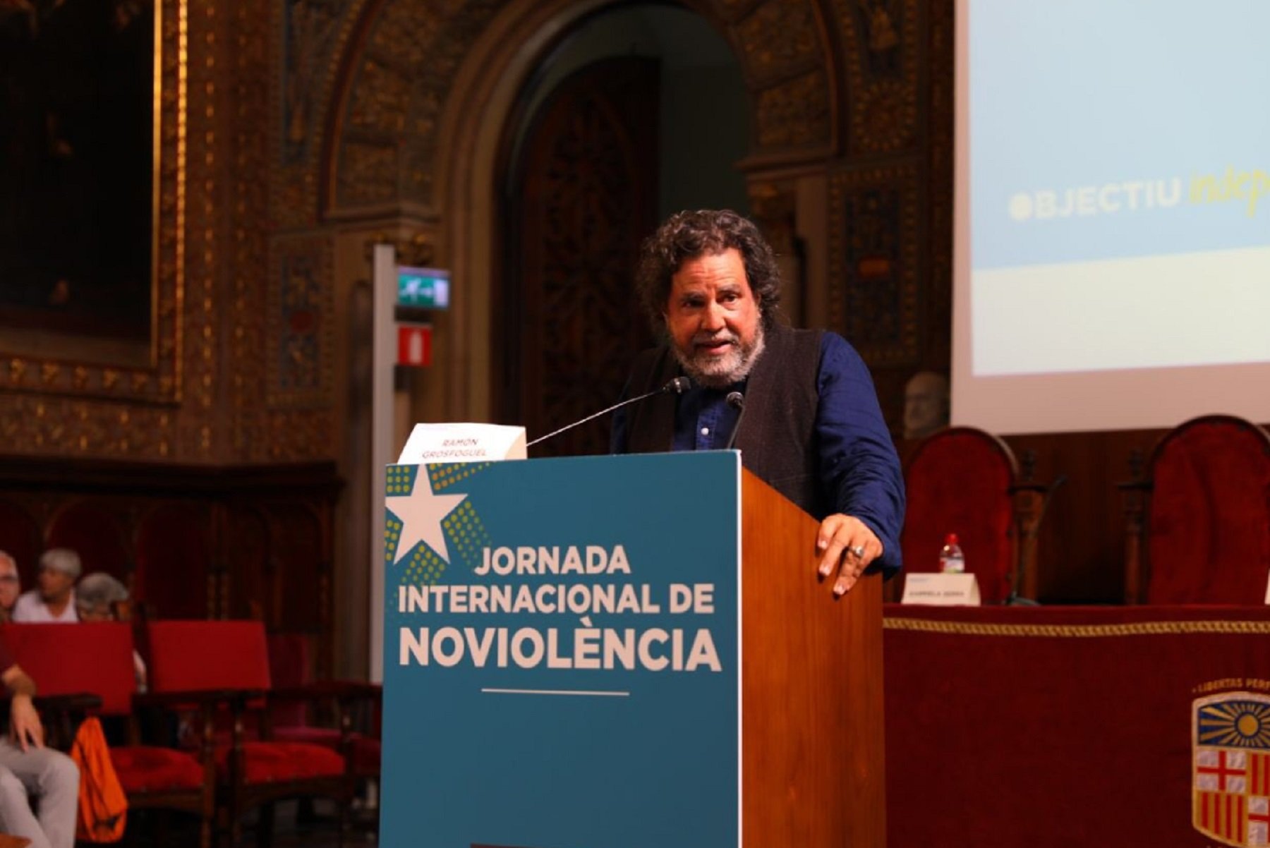 Grosfoguel adverteix: "La societat catalana no acceptarà la rendició"