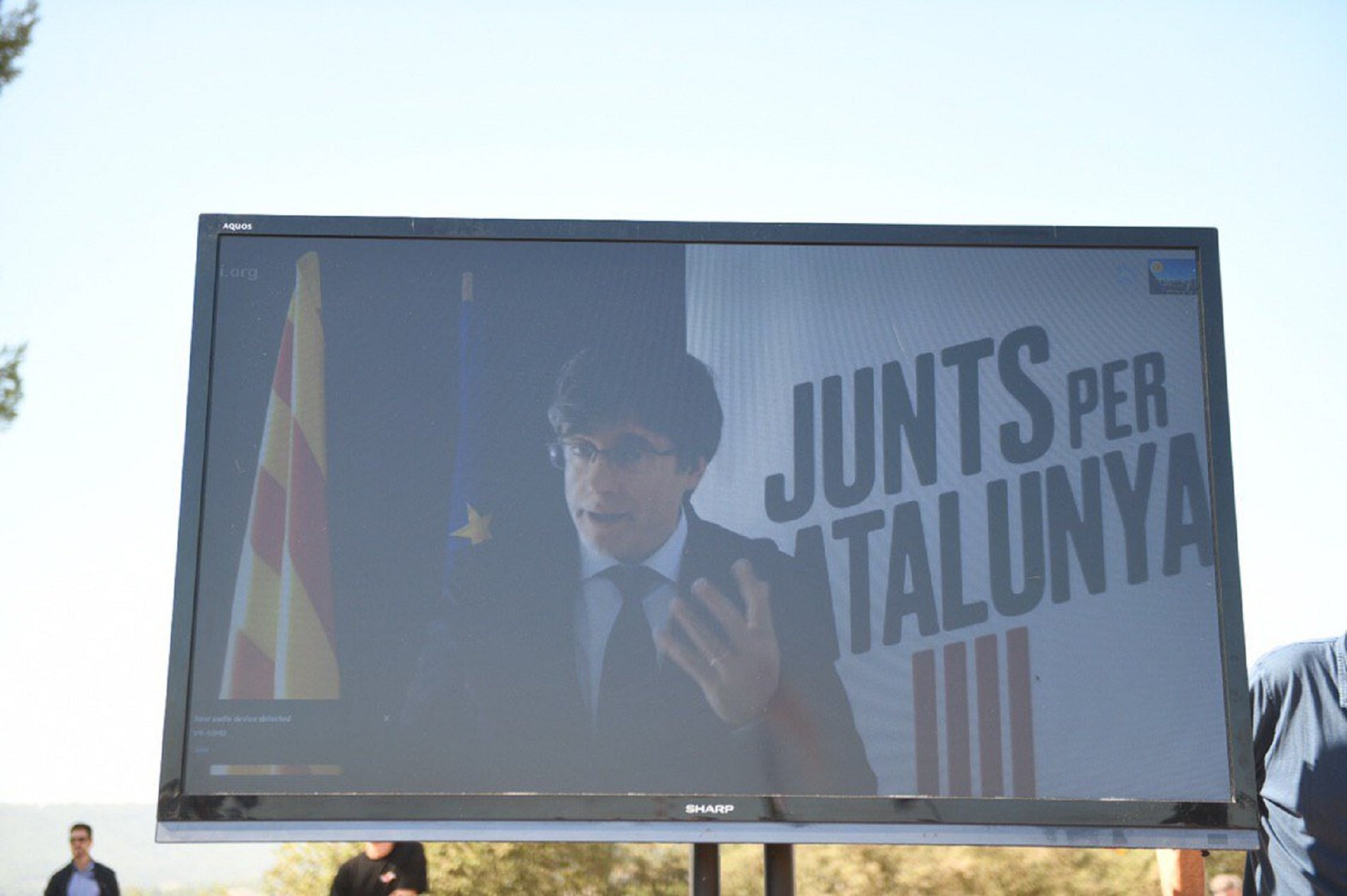 Puigdemont a Sánchez: "El Govern nunca tendrá ningún señor X de una banda armada como los GAL"