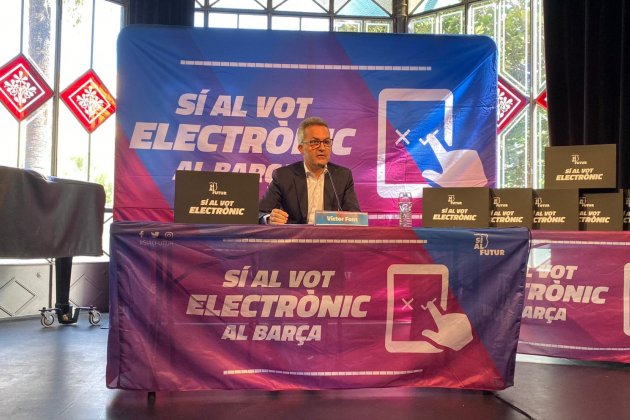 Victor Font 3 vot electronic Bernat Aguilar