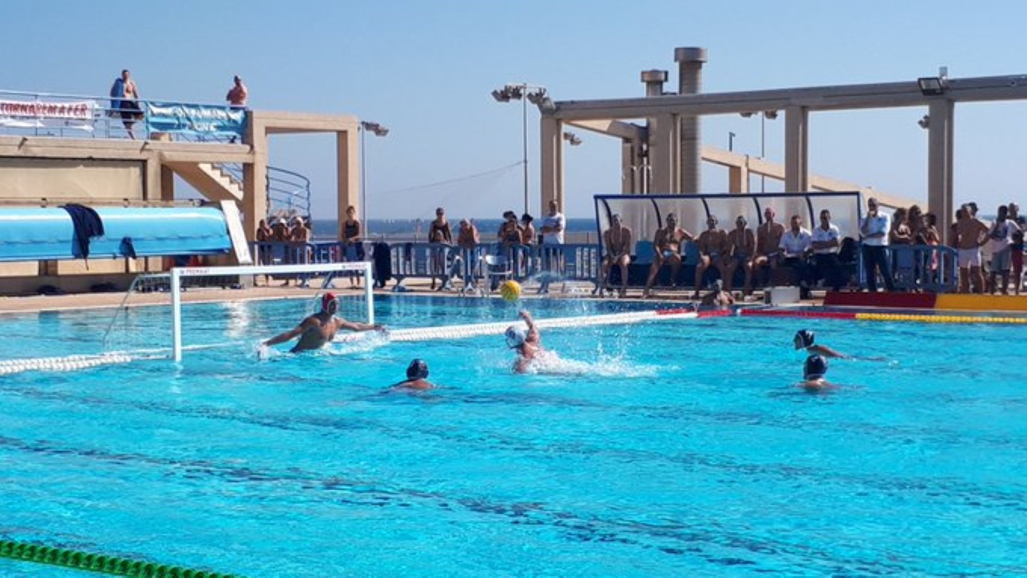 El Centre Natació Mataró viu un cap de setmana inoblidable