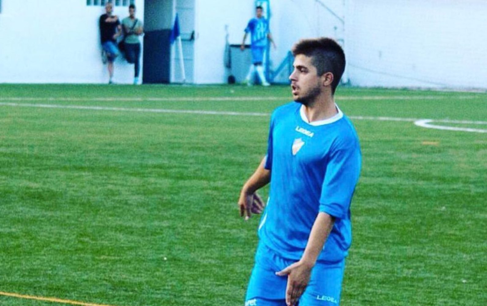 El migcampista del Lloret Fran Chamizo, autor del gol de la jornada al futbol català