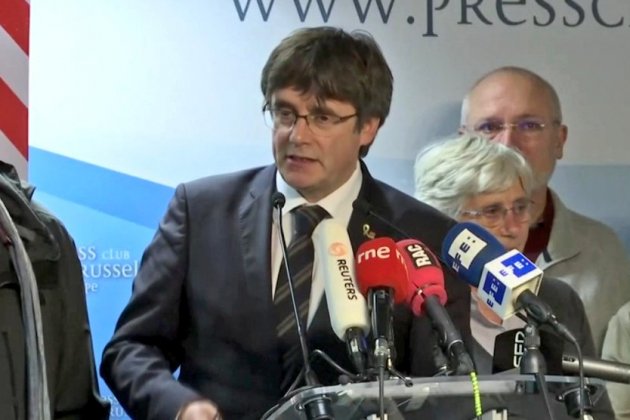 puigdemont segon aniversari 1-o - @aleixclario
