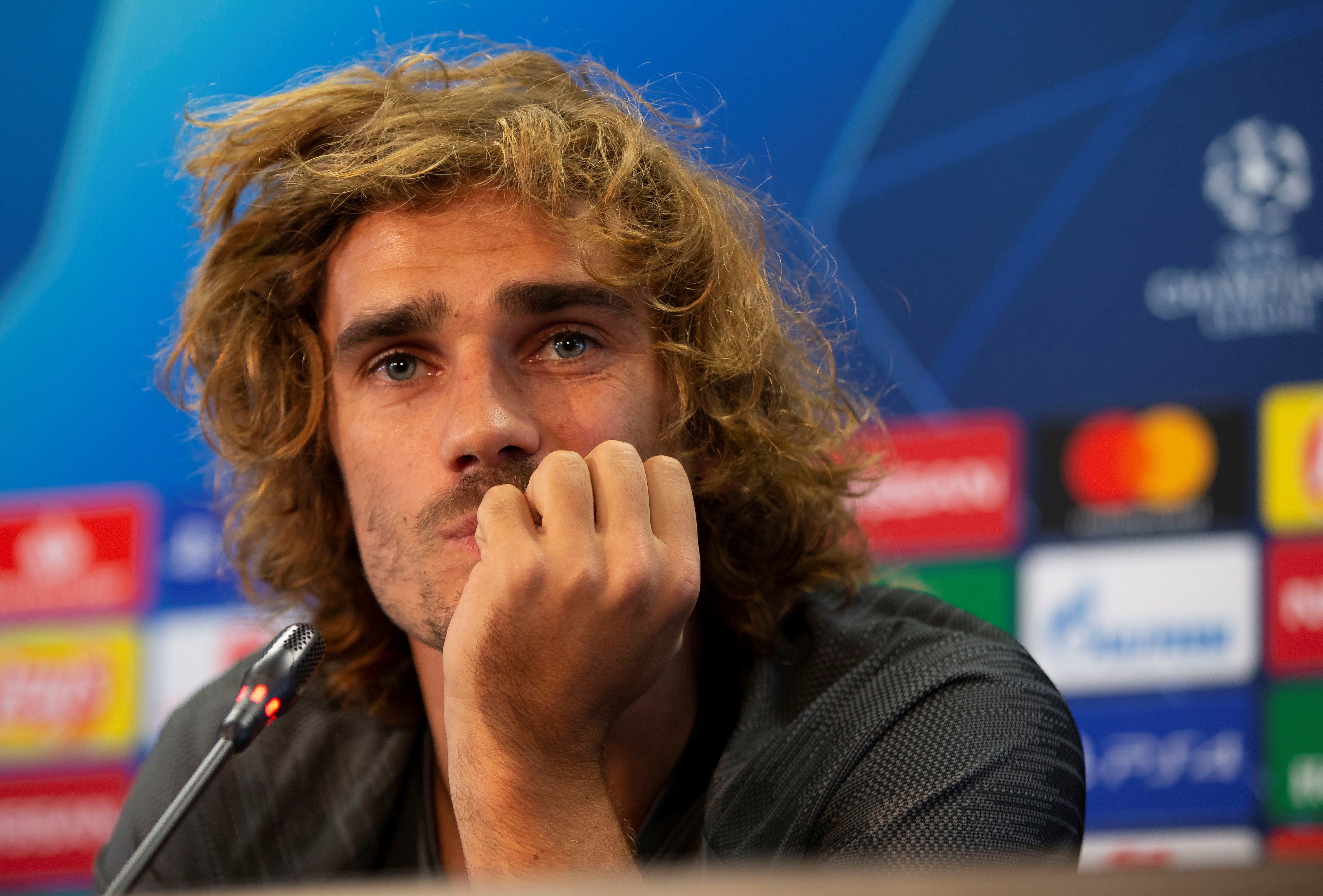 Griezmann: “Messi parla poc i jo també, així que és difícil que parlem”