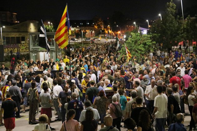 manifestacio segundo aniversario|cumpleaños 1-o sabadell - acn