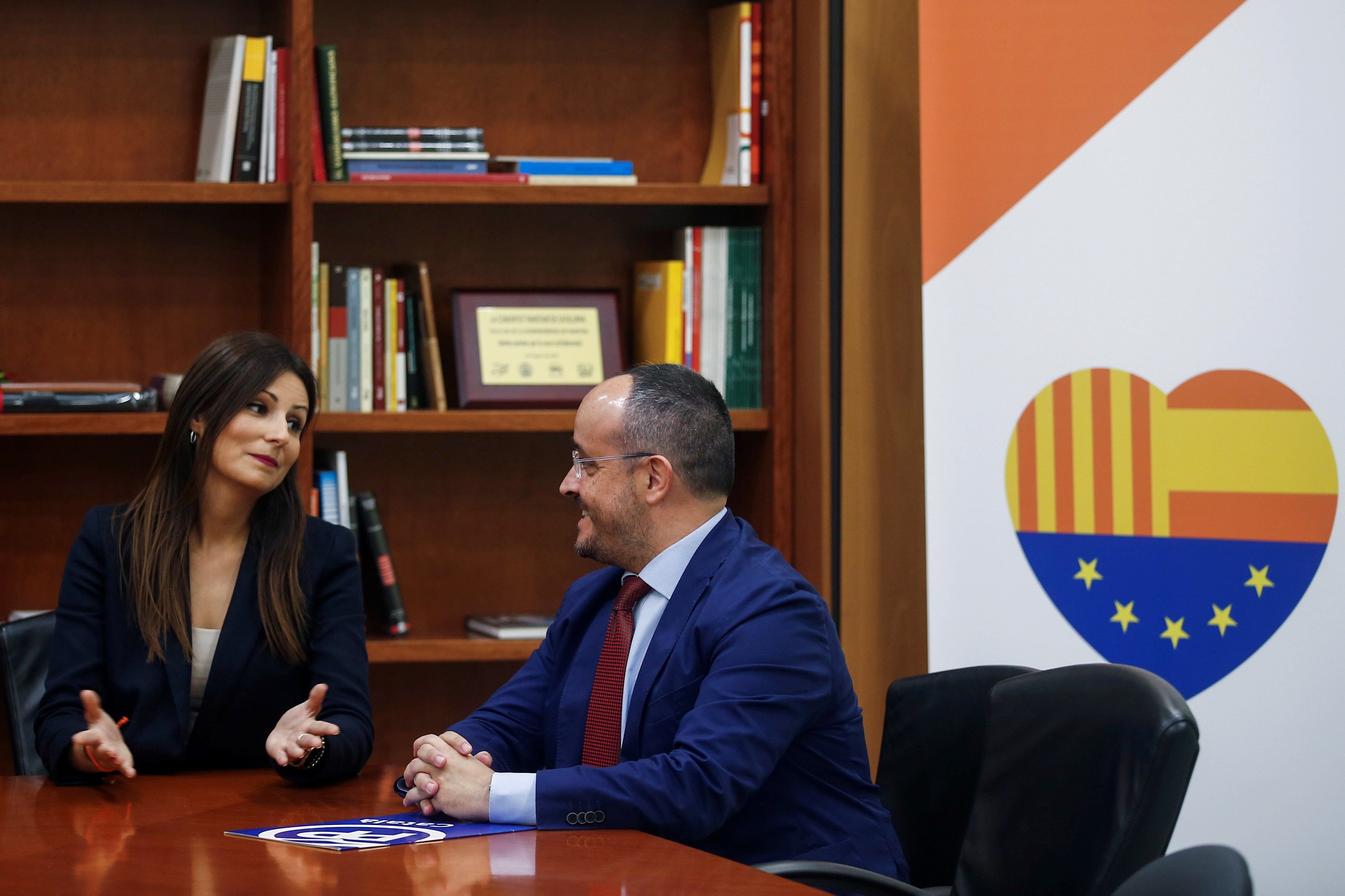 La exlíder de Cs Lorena Roldán se afilia al PP: "Seremos decisivos en Catalunya"