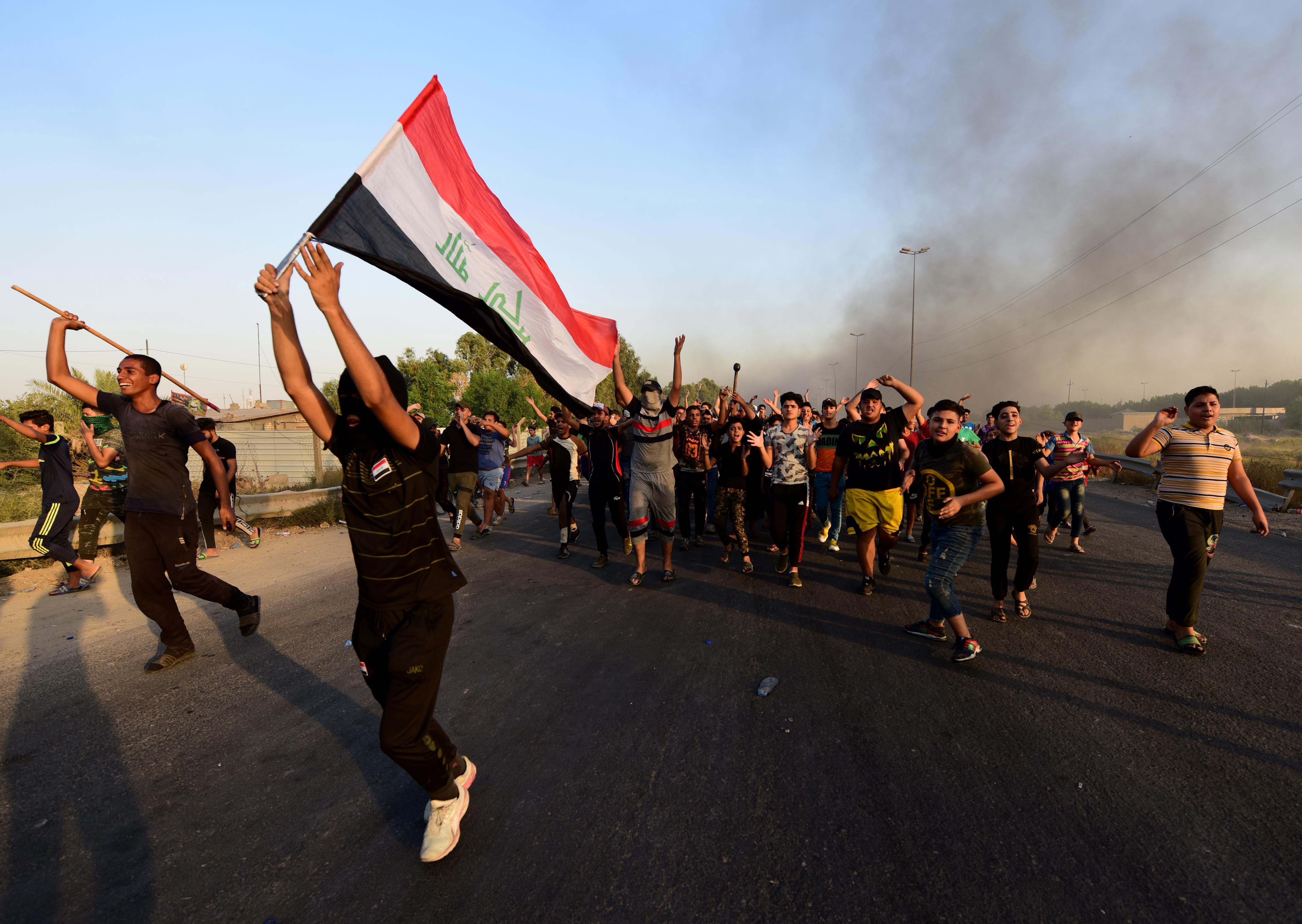 Al menos 73 muertos y más de 3.000 heridos por las protestas en Irak