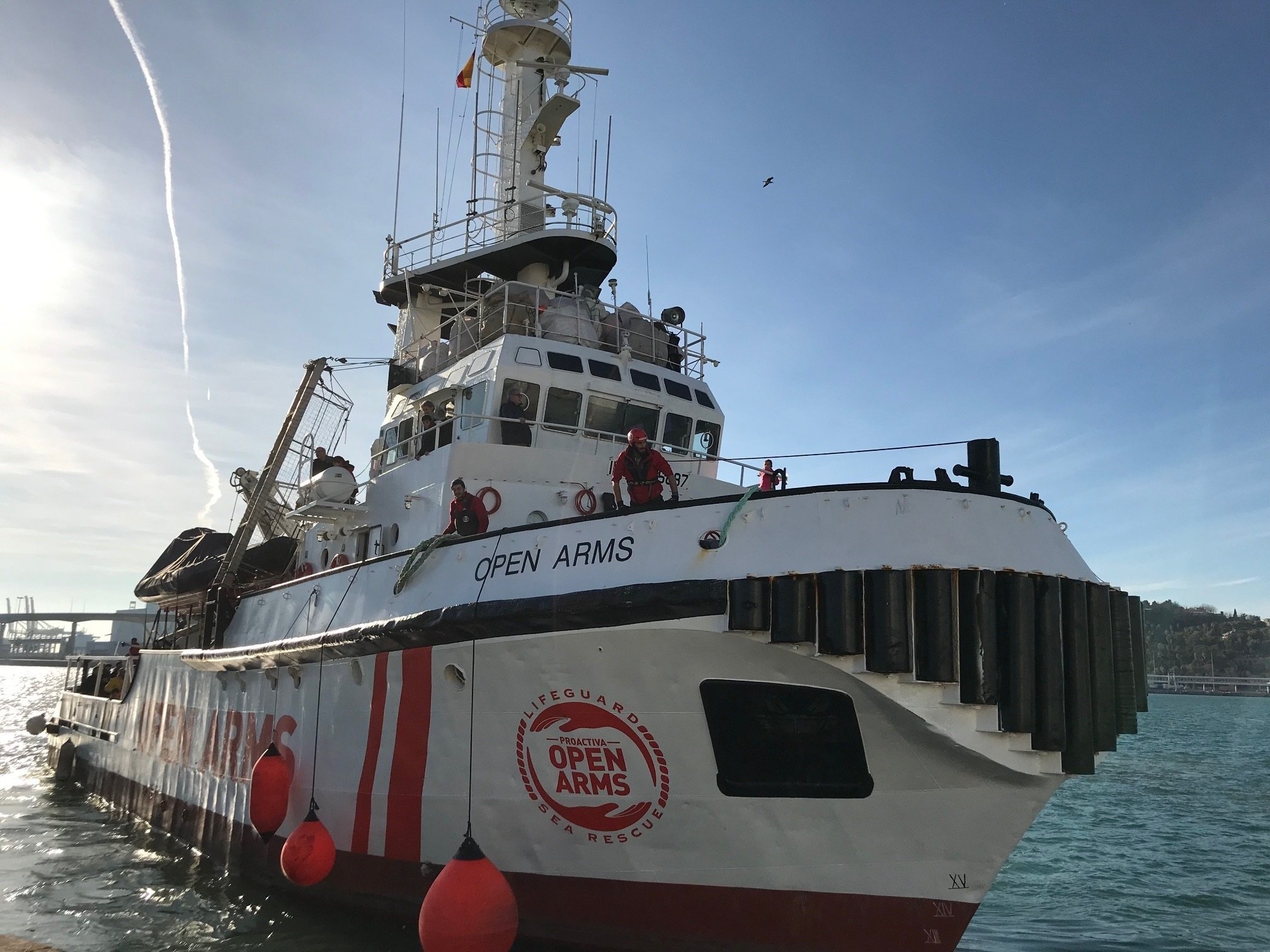 El Open Arms rescata a 158 personas de dos barcos al Mediterráneo Central