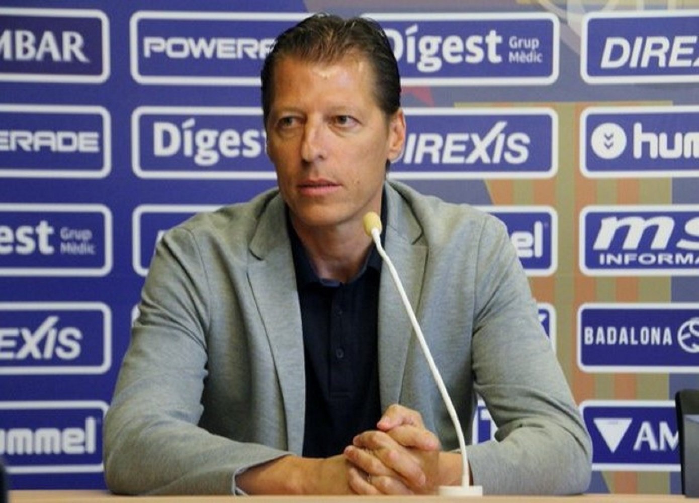 El CF Badalona destitueix Juanma Pons i recupera Manolo González