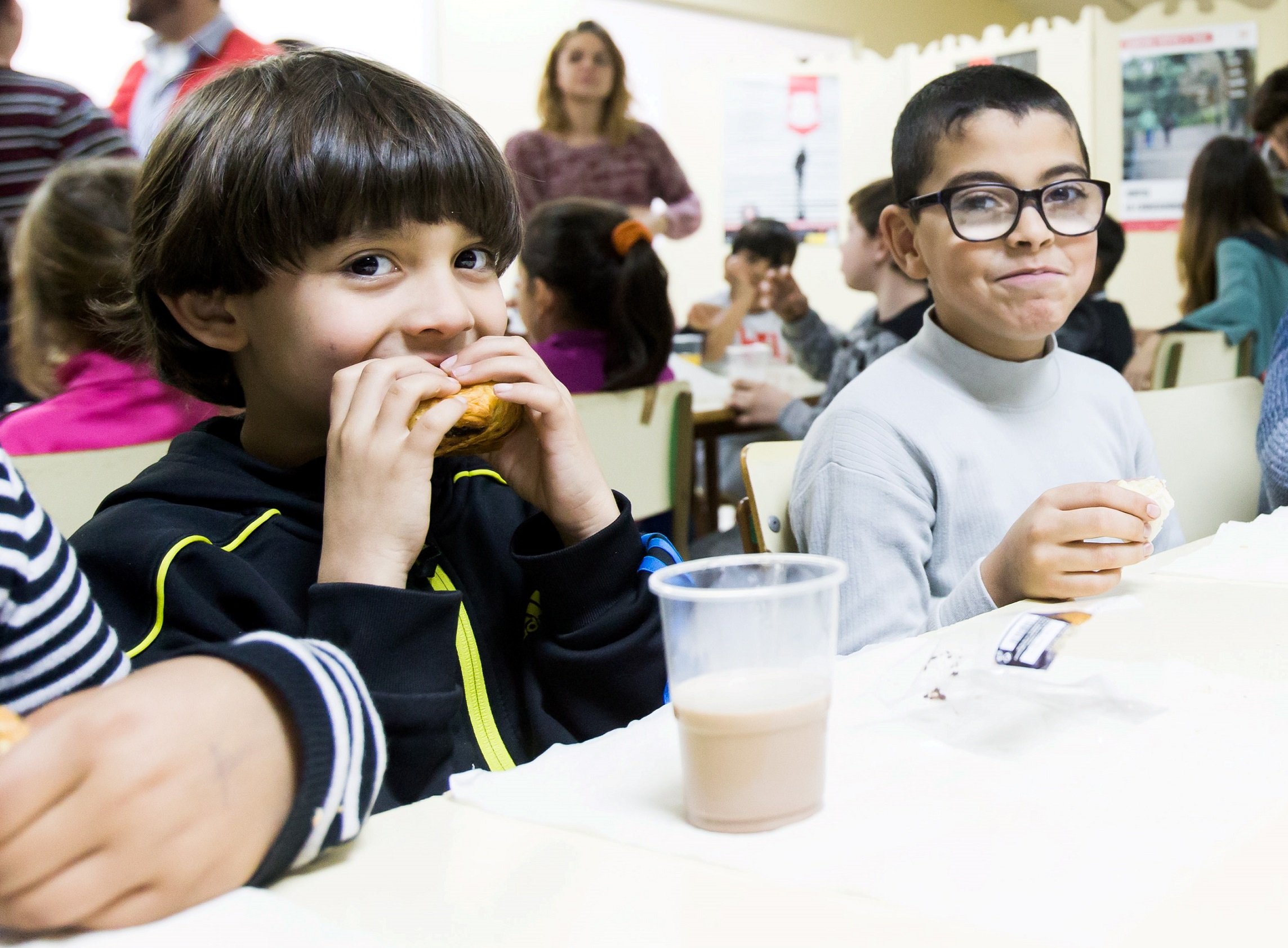 'La Caixa' recoge más de 2,5 millones de litros de leche para bancos de alimentos