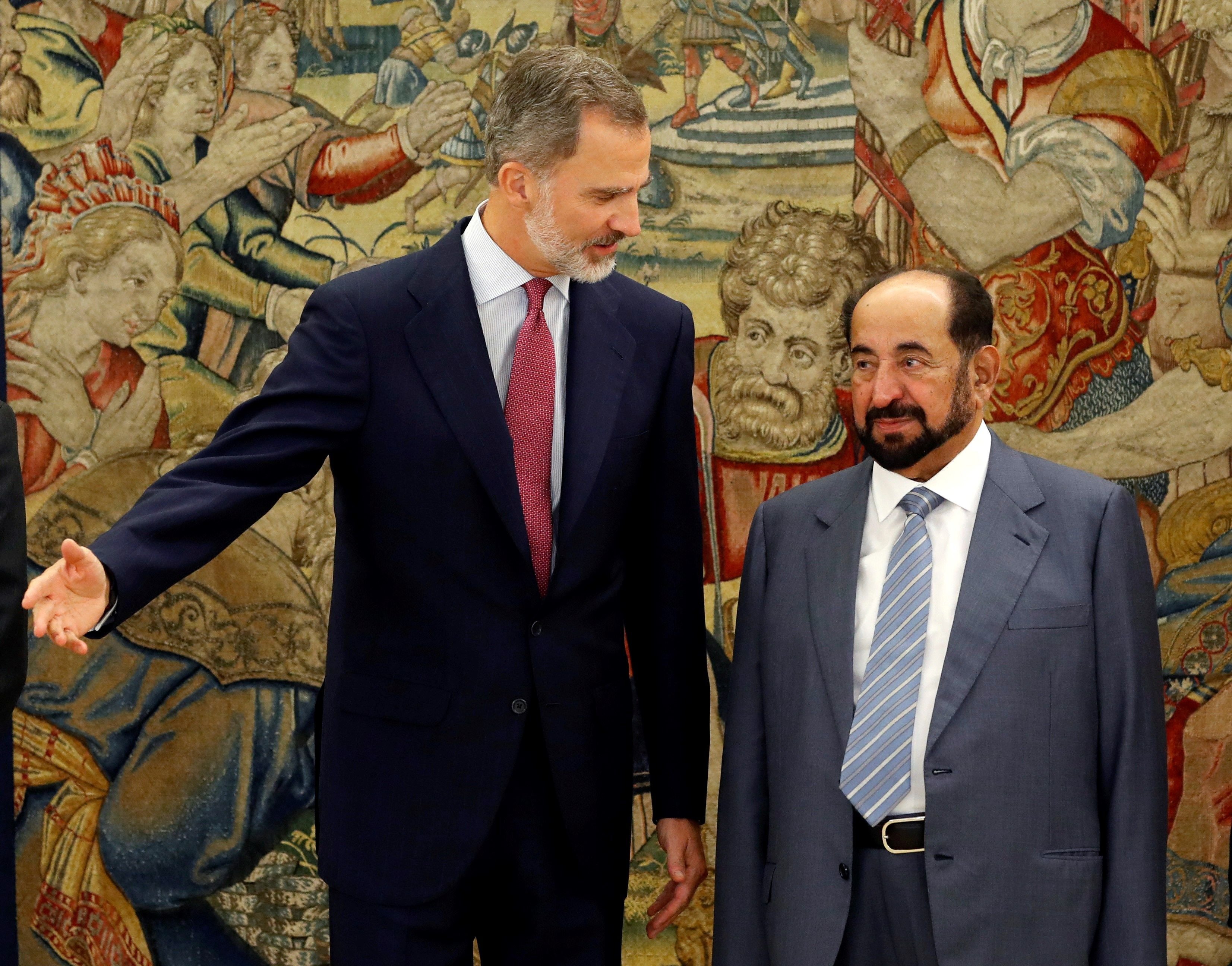 ¿Crees que Felipe VI tendría que suspender la visita del lunes a Barcelona?