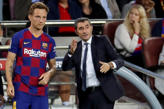 Ivan Rakitic Ernesto Valverde Barca Sevilla EFE