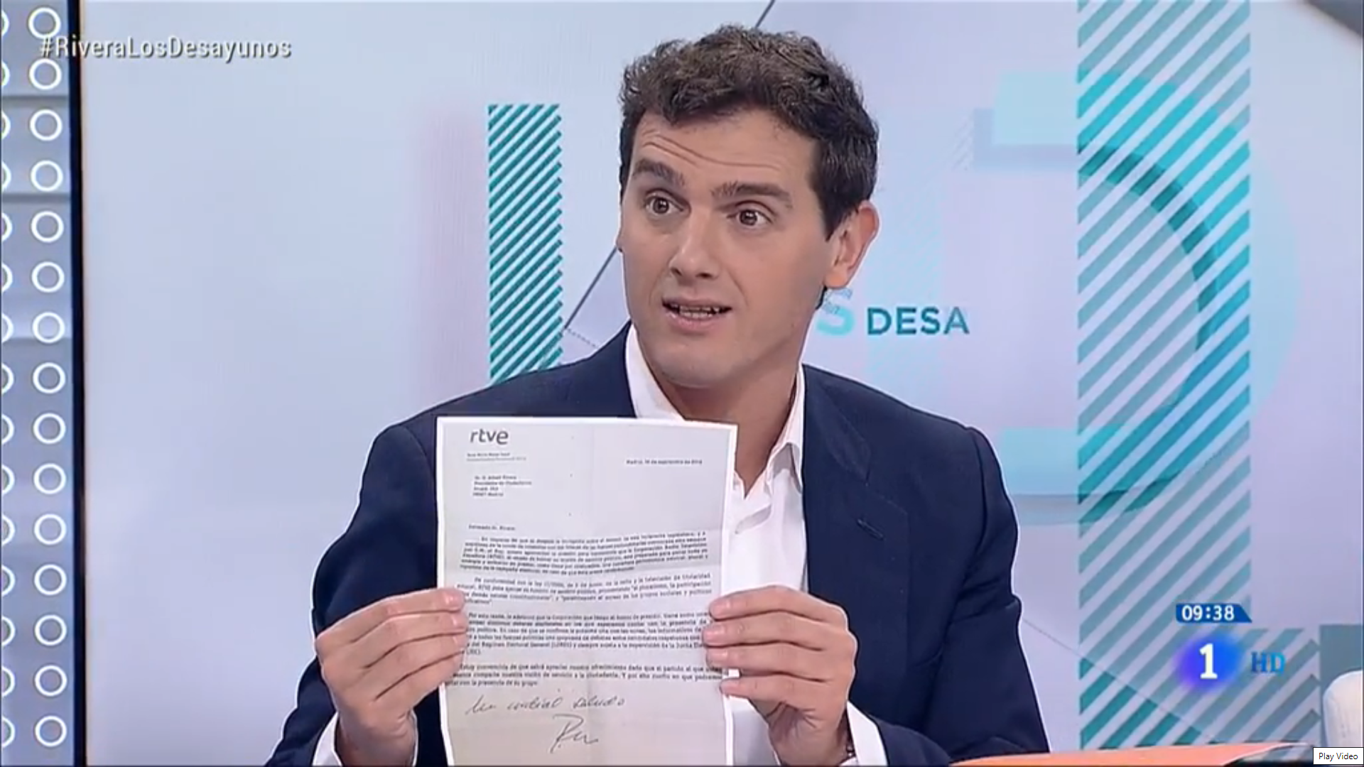 Rivera la vuelve a liar: va a una entrevista en TVE y los insulta