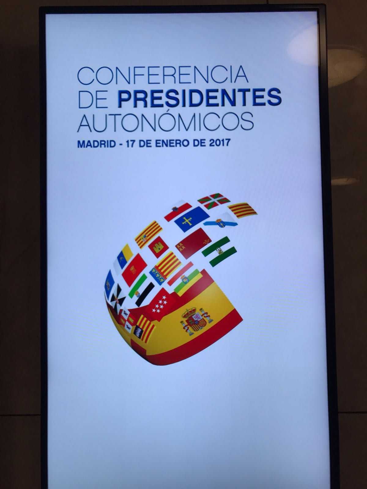 La senyera i la ikurriña, a la Conferència de Presidents Autonòmics