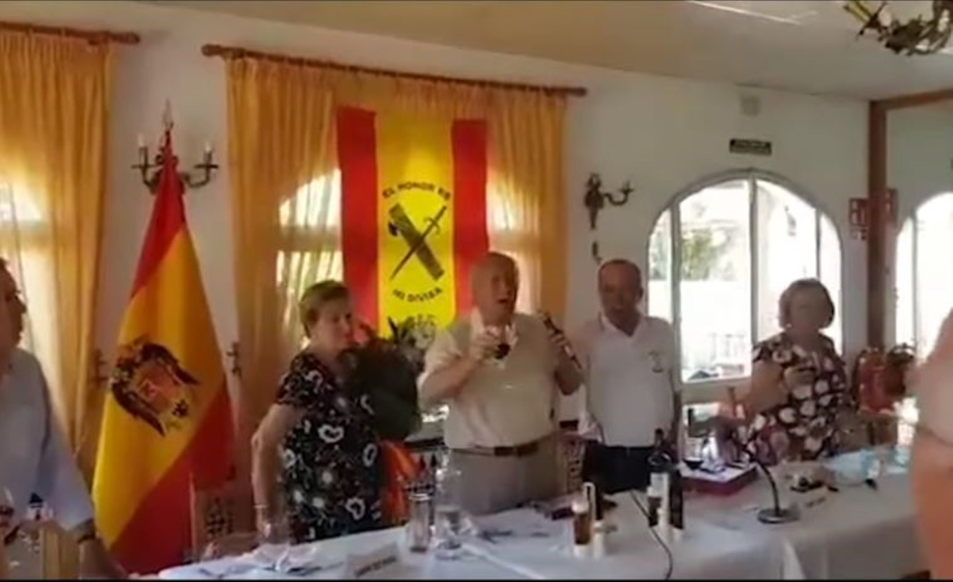El golpista Tejero reaparece al grito de "Viva Franco" y "Viva la Guardia Civil"