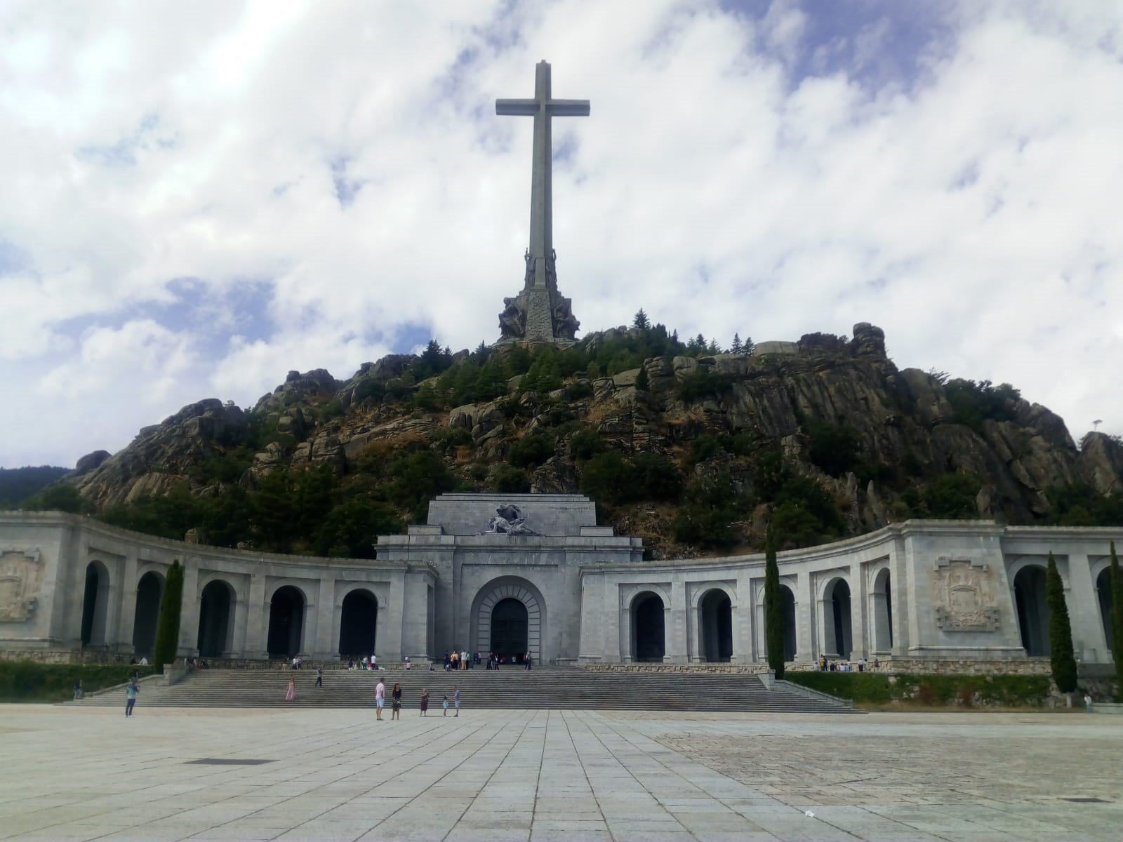 El Gobierno exhumará a Franco antes del 25 de octubre