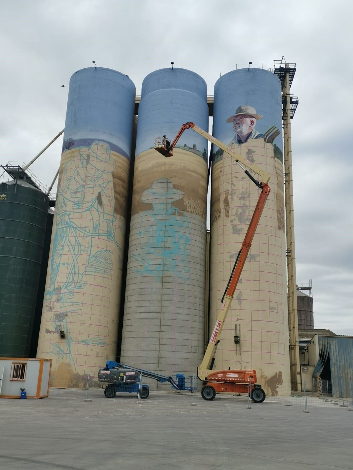 Mural fábrica Torregrossa - europa press