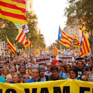 ELNACIONAL Manifestació Barcelona aniversari 1 O   Sergi Alcàzar