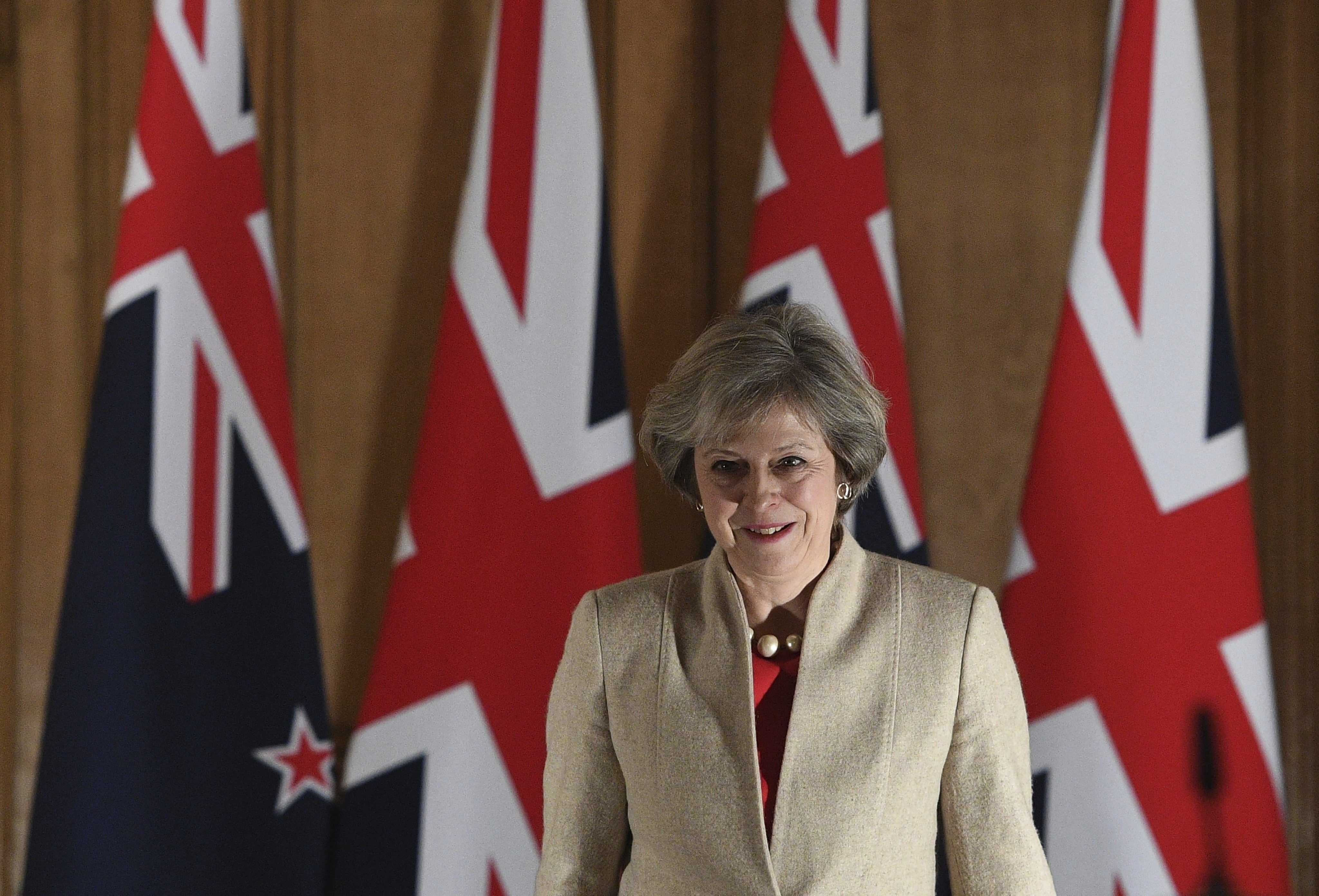 El 'libro blanco' del Brexit no aclara el futuro de los ciudadanos de la UE