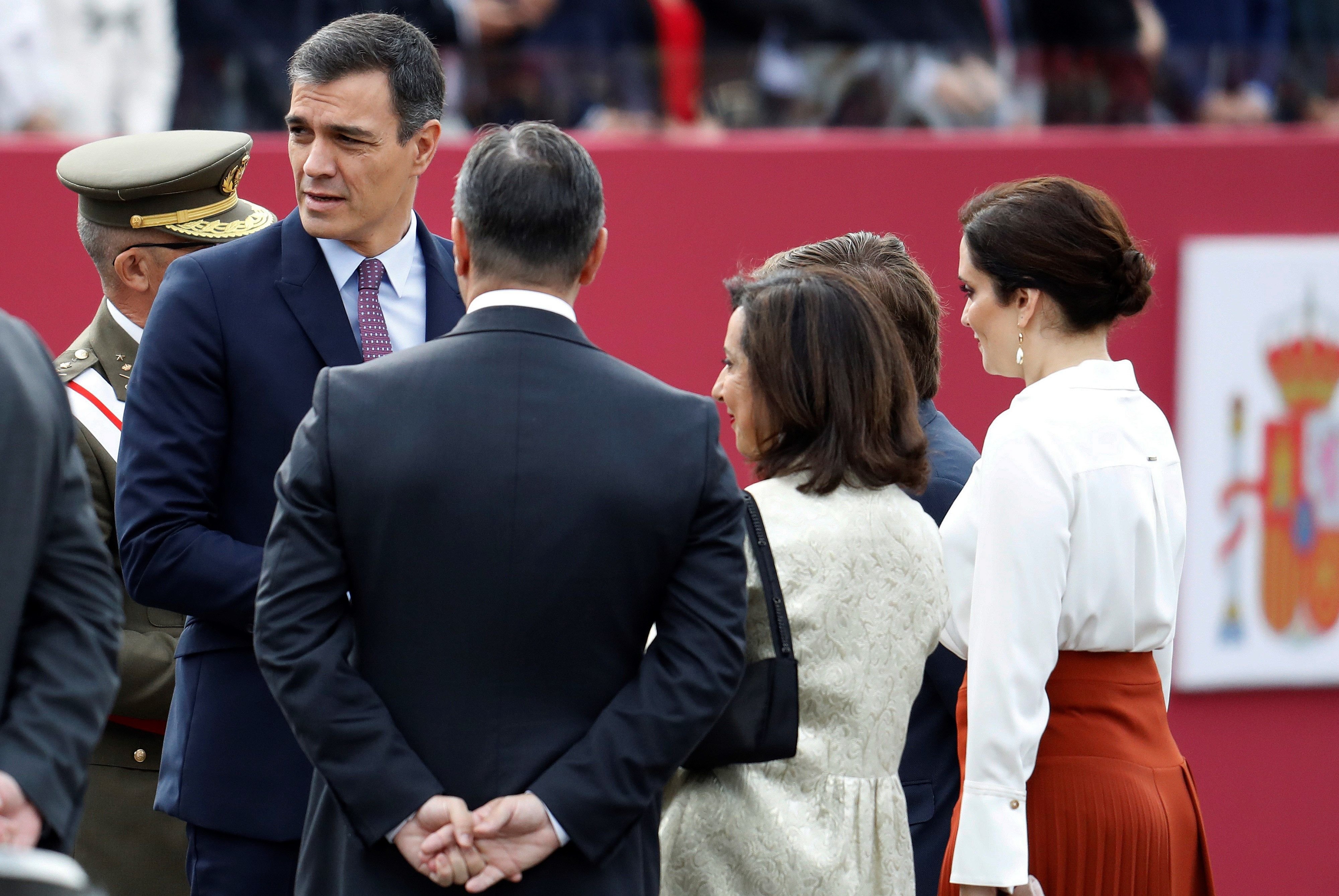 Abucheo a Sánchez y aplausos al Rey en el desfile militar del 12-O