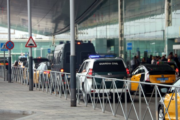 aeropuerto barcelona refuerzo policial - ACN