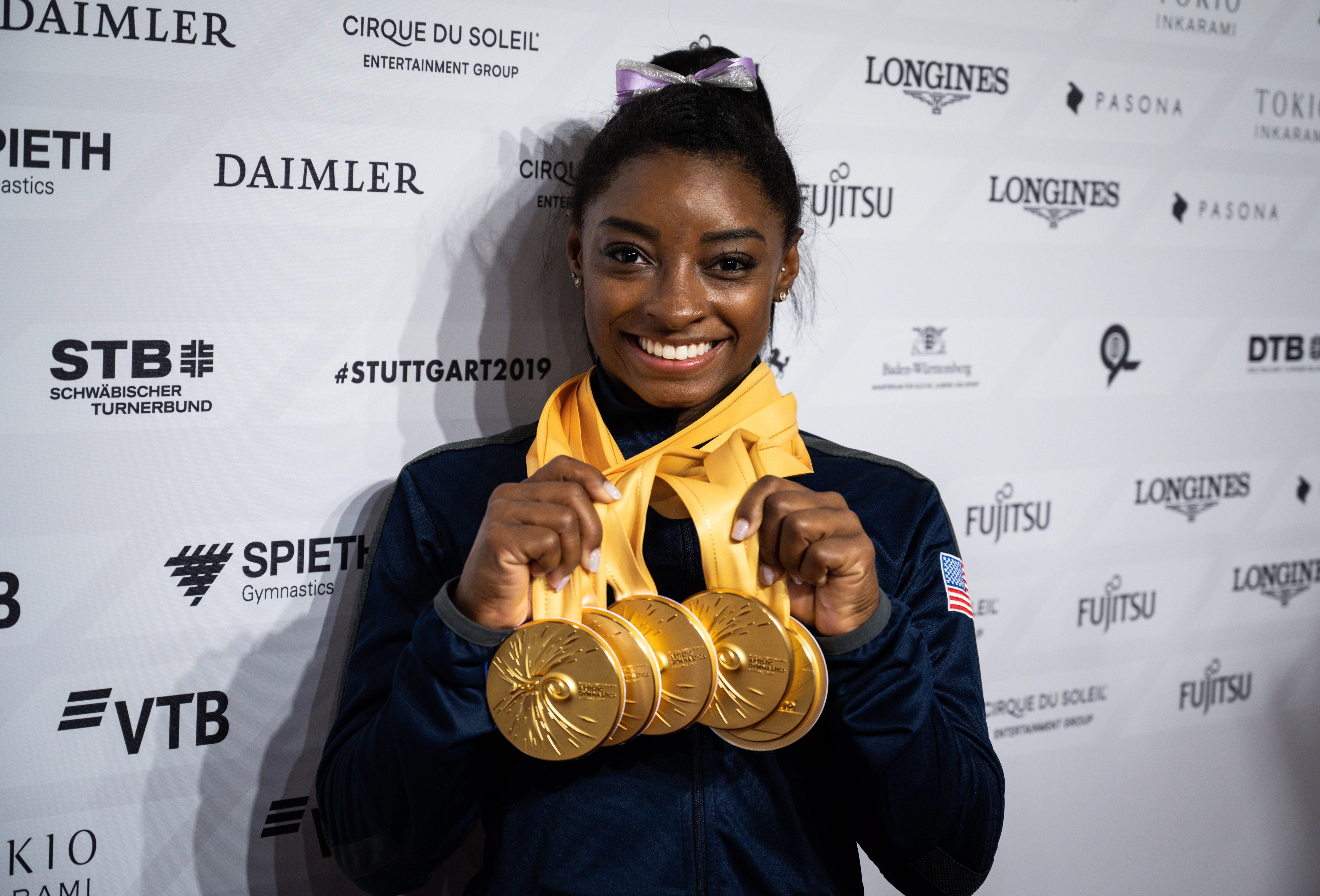 Simone Biles fa història i es converteix en la gimnasta més guardonada