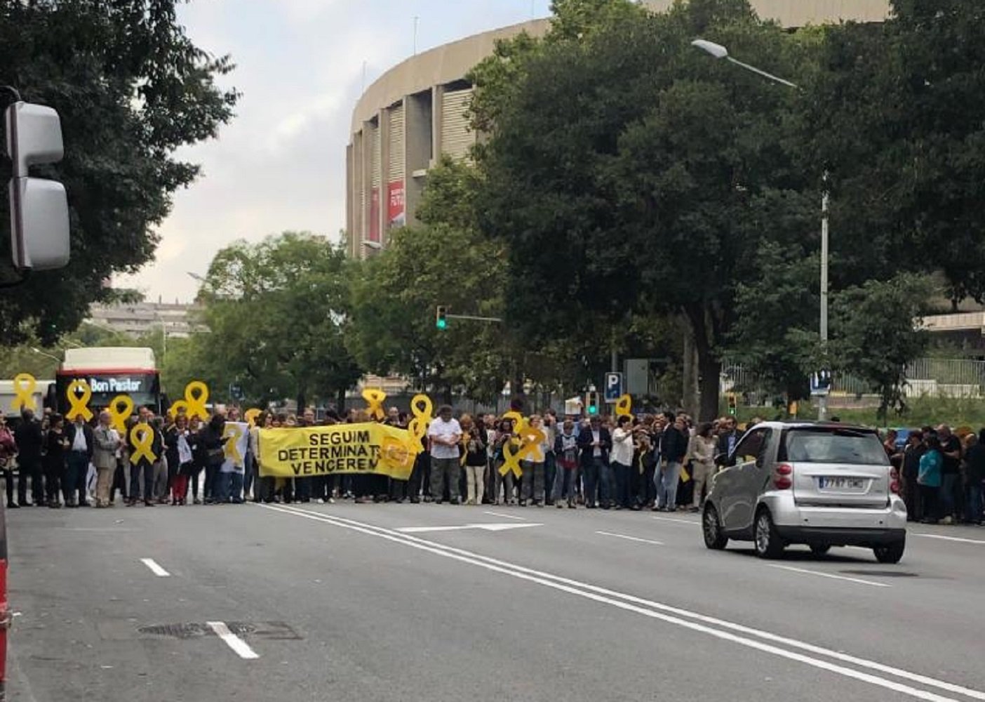 manifestantes cortan Travesía de Les Corts 14 O M. Sales