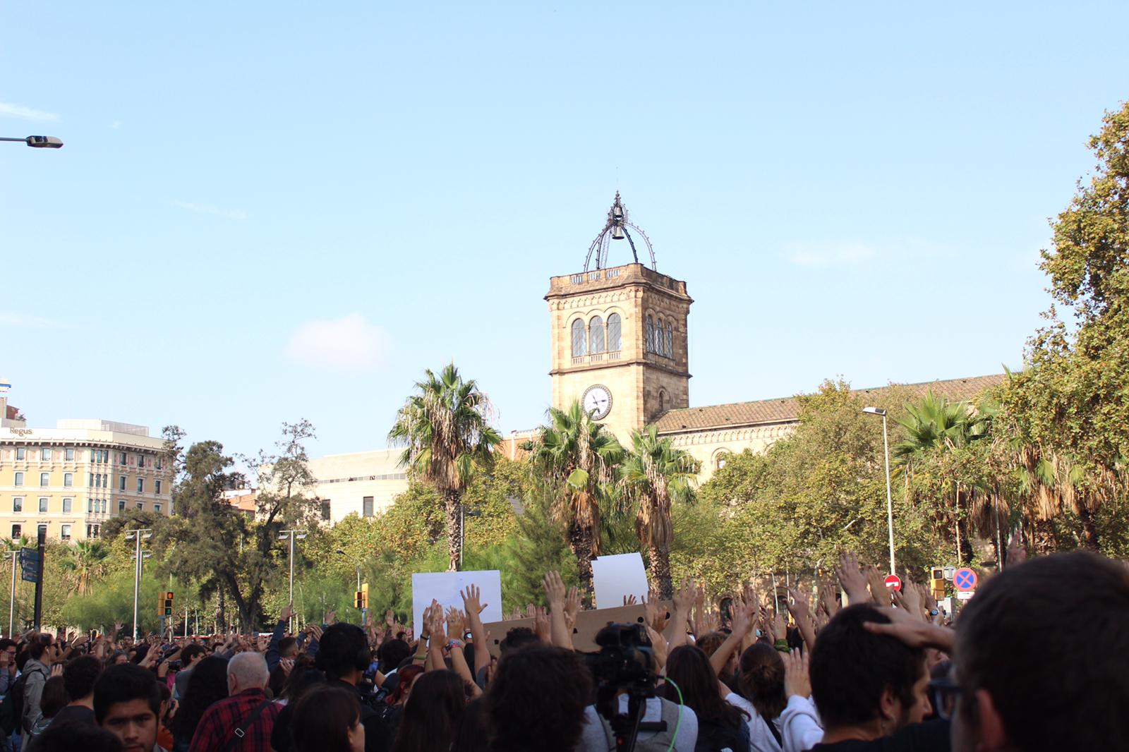 Les universitats públiques catalanes tornen a rebutjar la sentència
