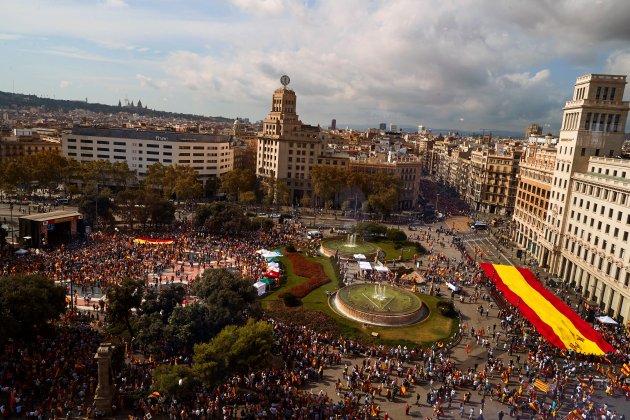 manifestacio hispanitat espanyolista 12 octubre 2019 efe