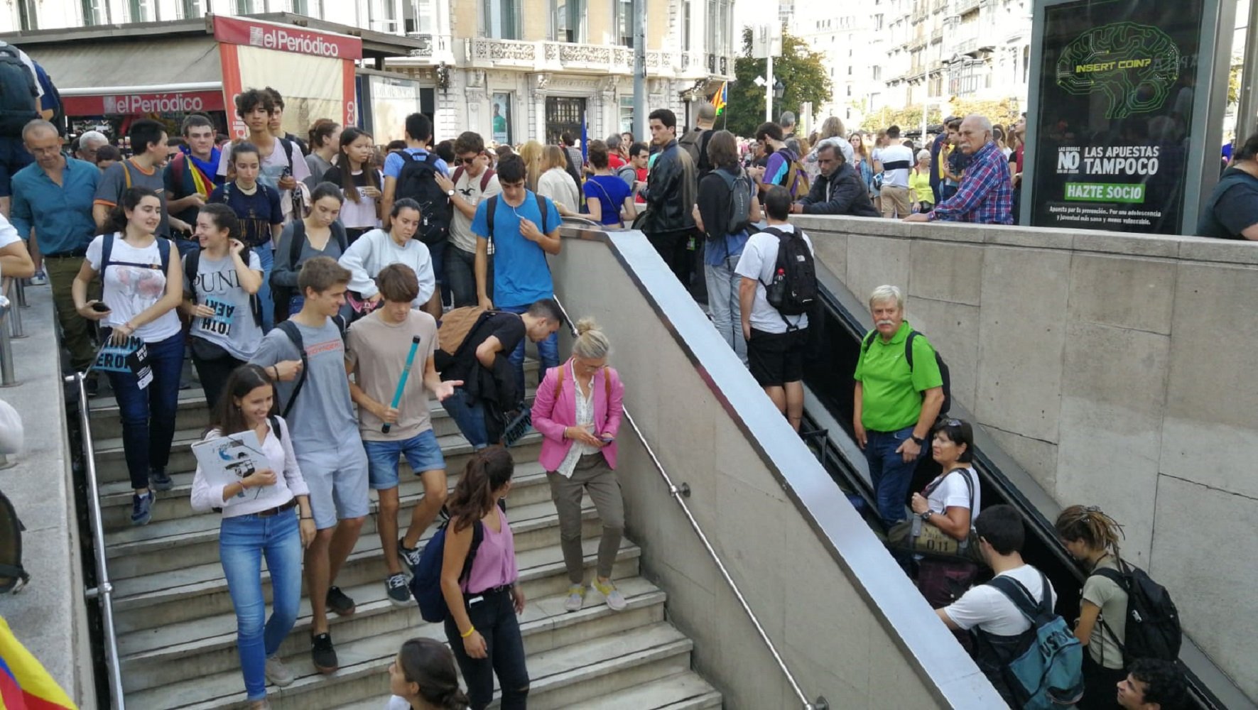 Tsunami manifestantes metro hacia el Aeropuerto sentencia 14 O Anna Solé Sans