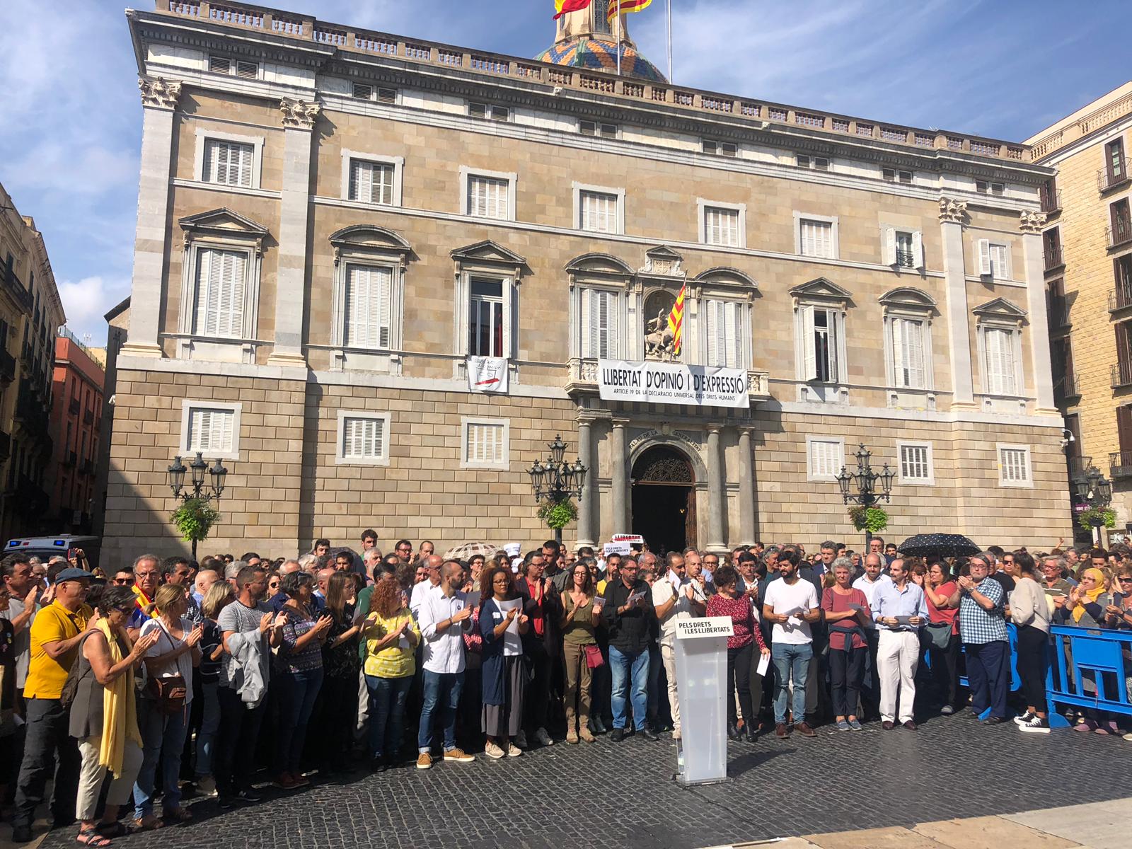 En marxa els preparatius per una gran manifestació transversal dissabte 26-O