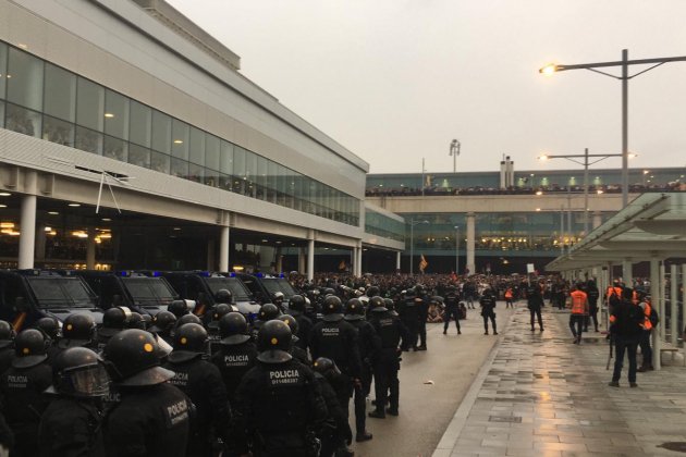 ELNACIONAL aeropuerto prado protesta sentencia - guillamos camós