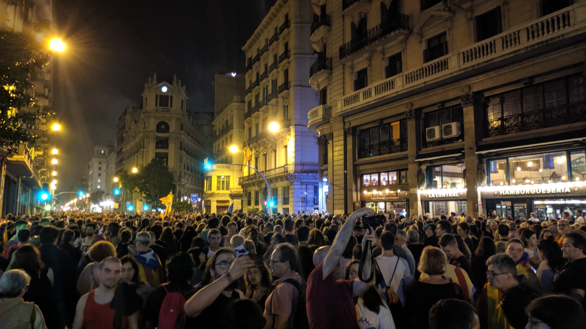 Cargas de la policía española en la Via Laietana
