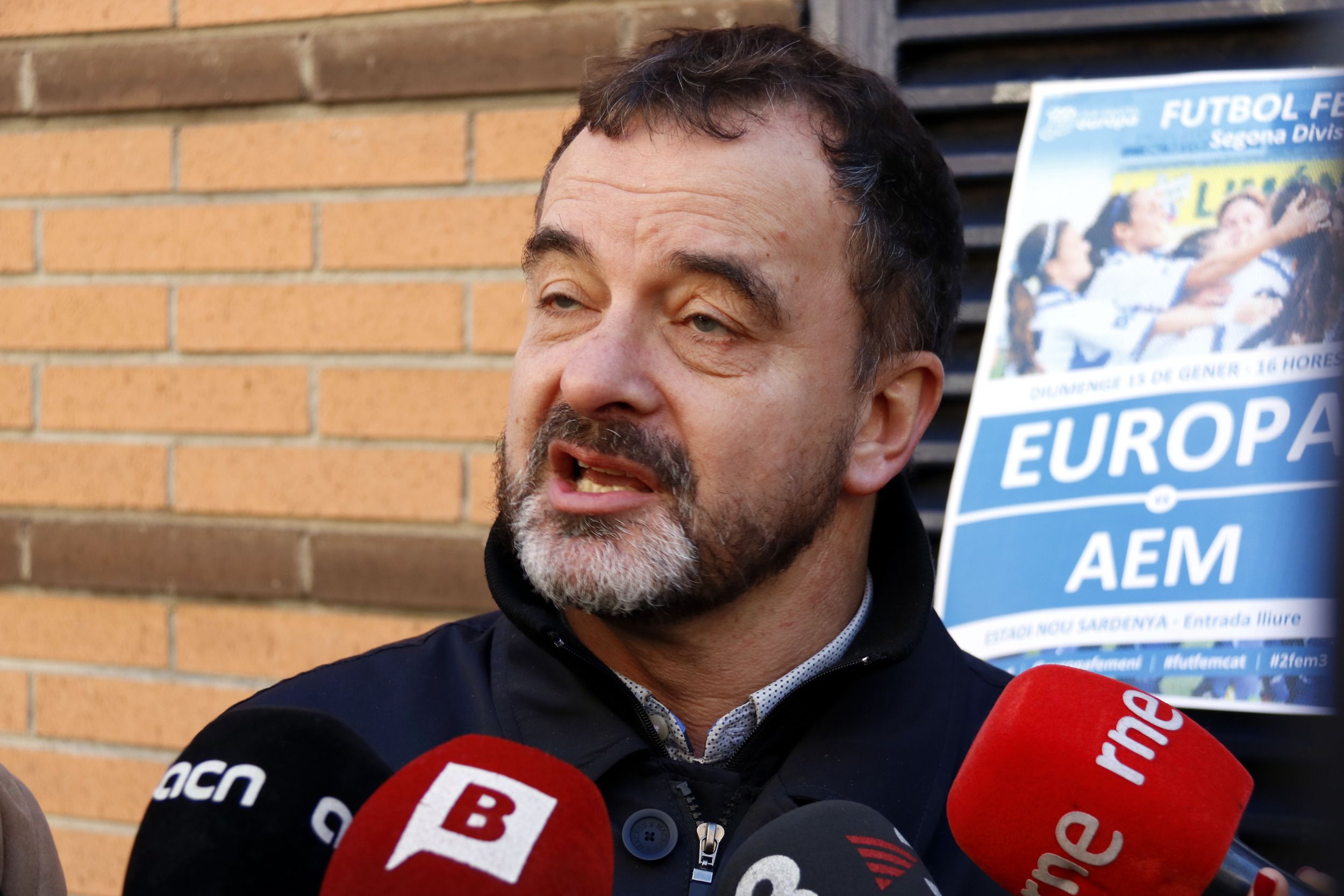 Colau reunirà la comissió de Mobilitat per parlar dels sous de TMB