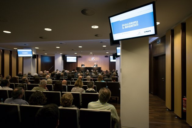 Conferencias en el Macaya 3 La Caixa