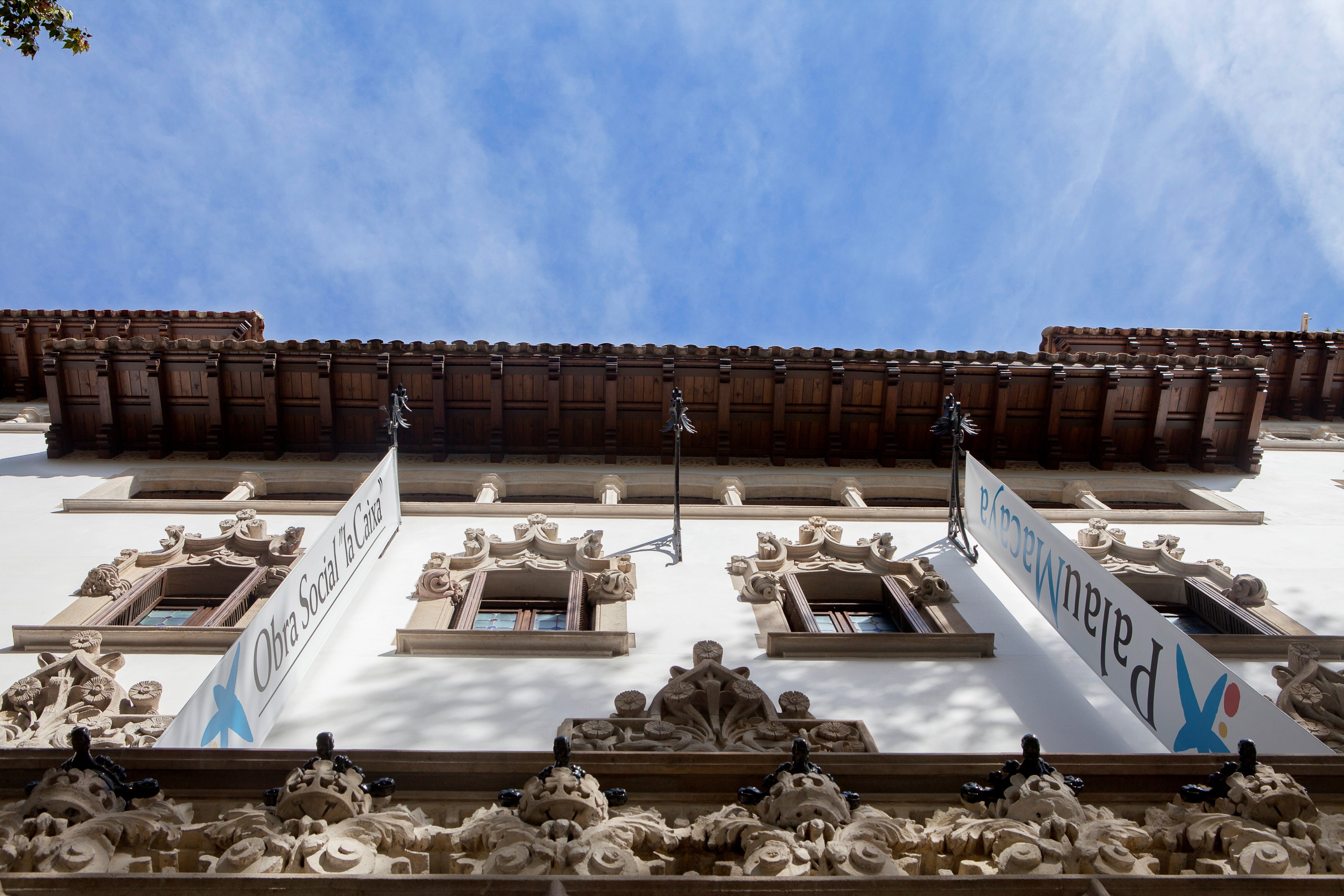 El Palau Macaya de la Caixa, d'escola de cecs a centre de pensament