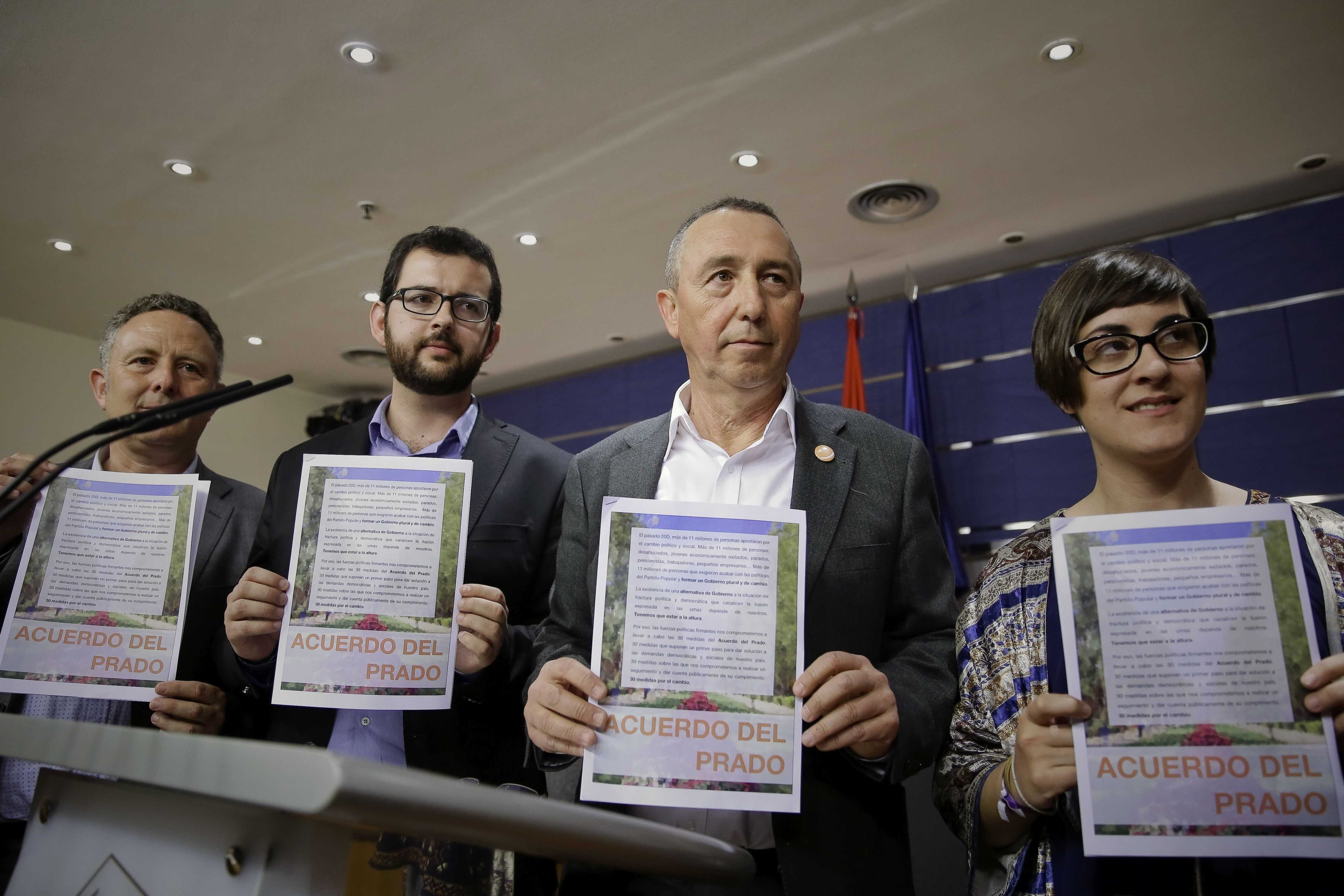 El PSOE accepta pactar una investidura 'in extremis' amb l'esquerra