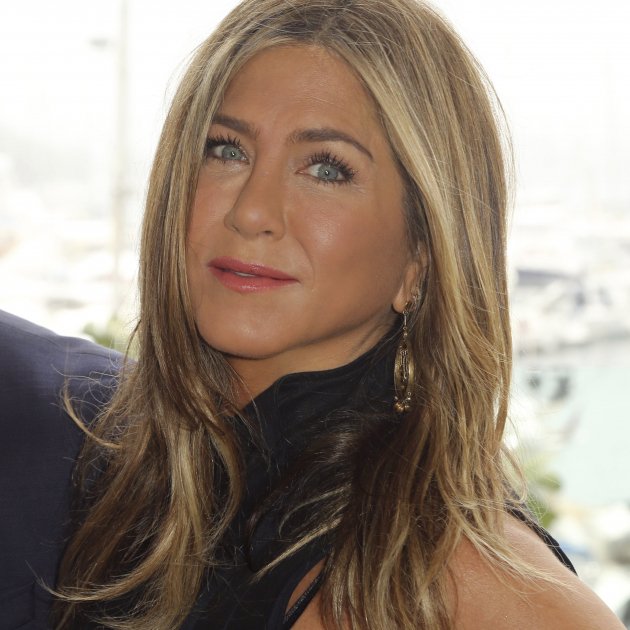 Jennifer Aniston GTres