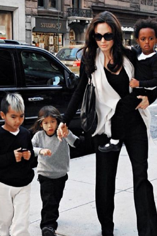 angelina jolie   instagram oficial