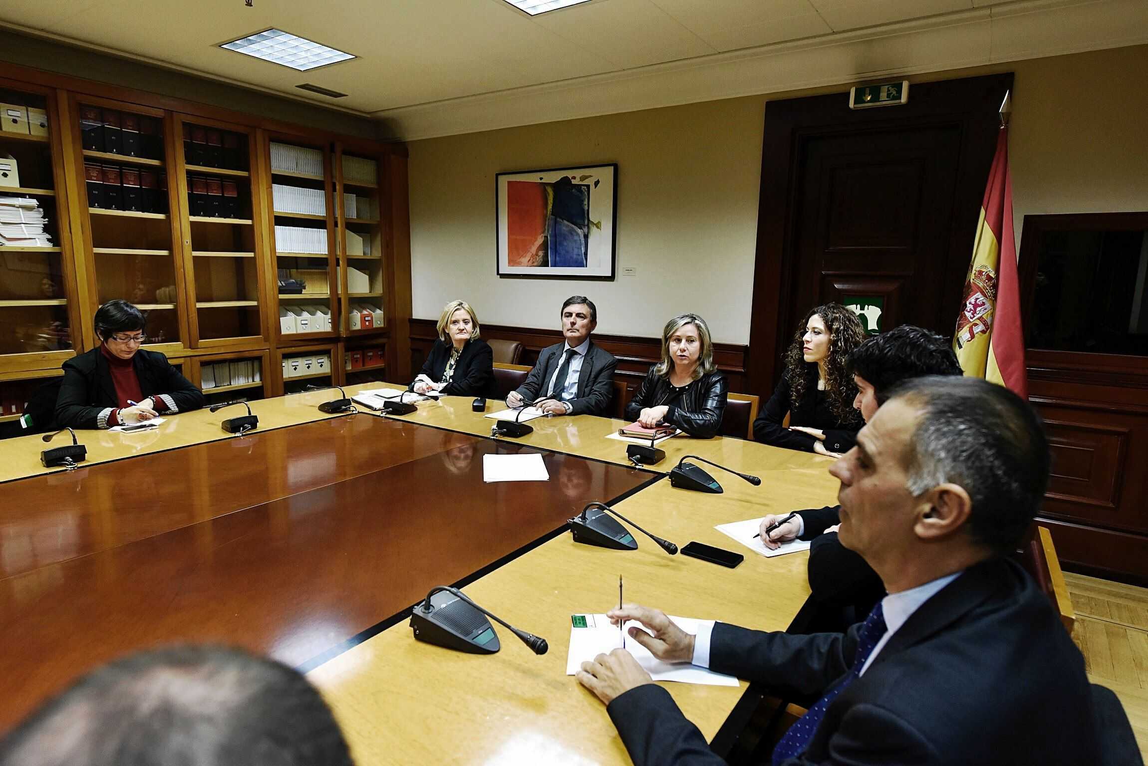 Govern espanyol i PSOE tanquen un acord per tornar les clàusules sòl
