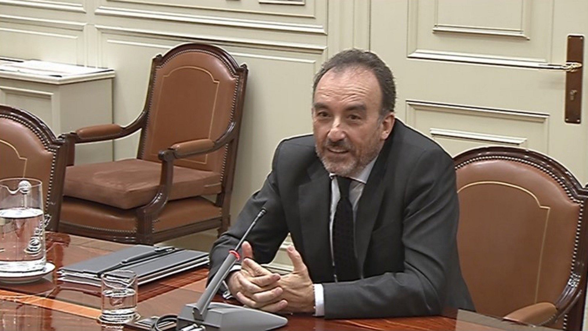 Marchena demana a la Fiscalia què farà amb la querella d’Òmnium contra l’emèrit