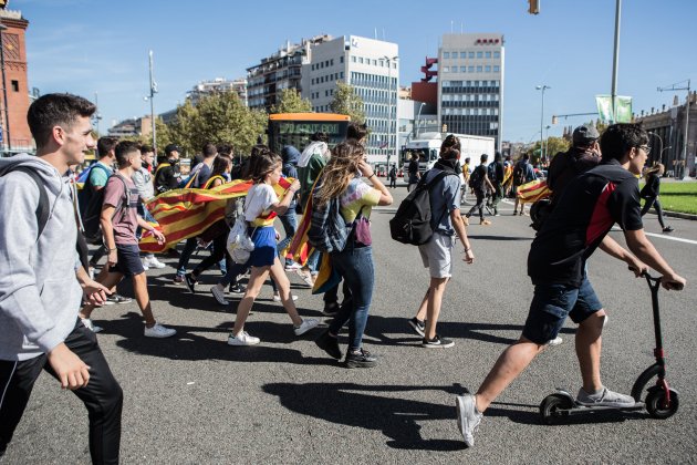 20191015 ESTUDIANTS PLAÇA ESPANYA TALLS - Sira Esclasans