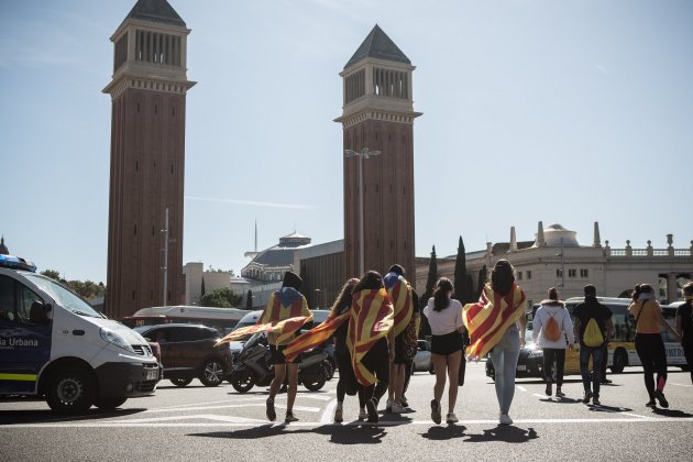 20191015 ESTUDIANTS PLAÇA ESPANYA TALLS - Sira Esclasans