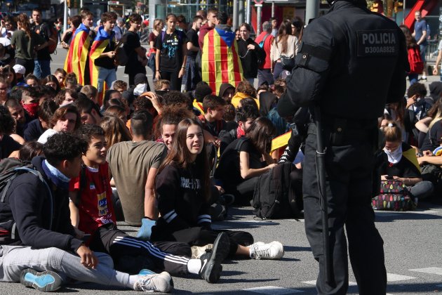 Cordó policial tall plaça espanya sentencia proces - ACN