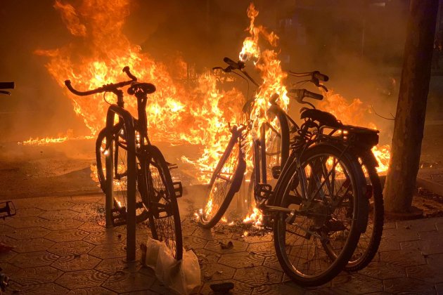 bicicletas quemando