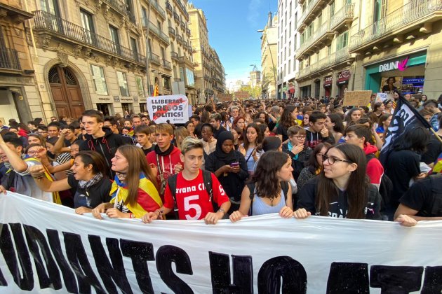 manifestación estudiantes calle Pelai marco Ortín
