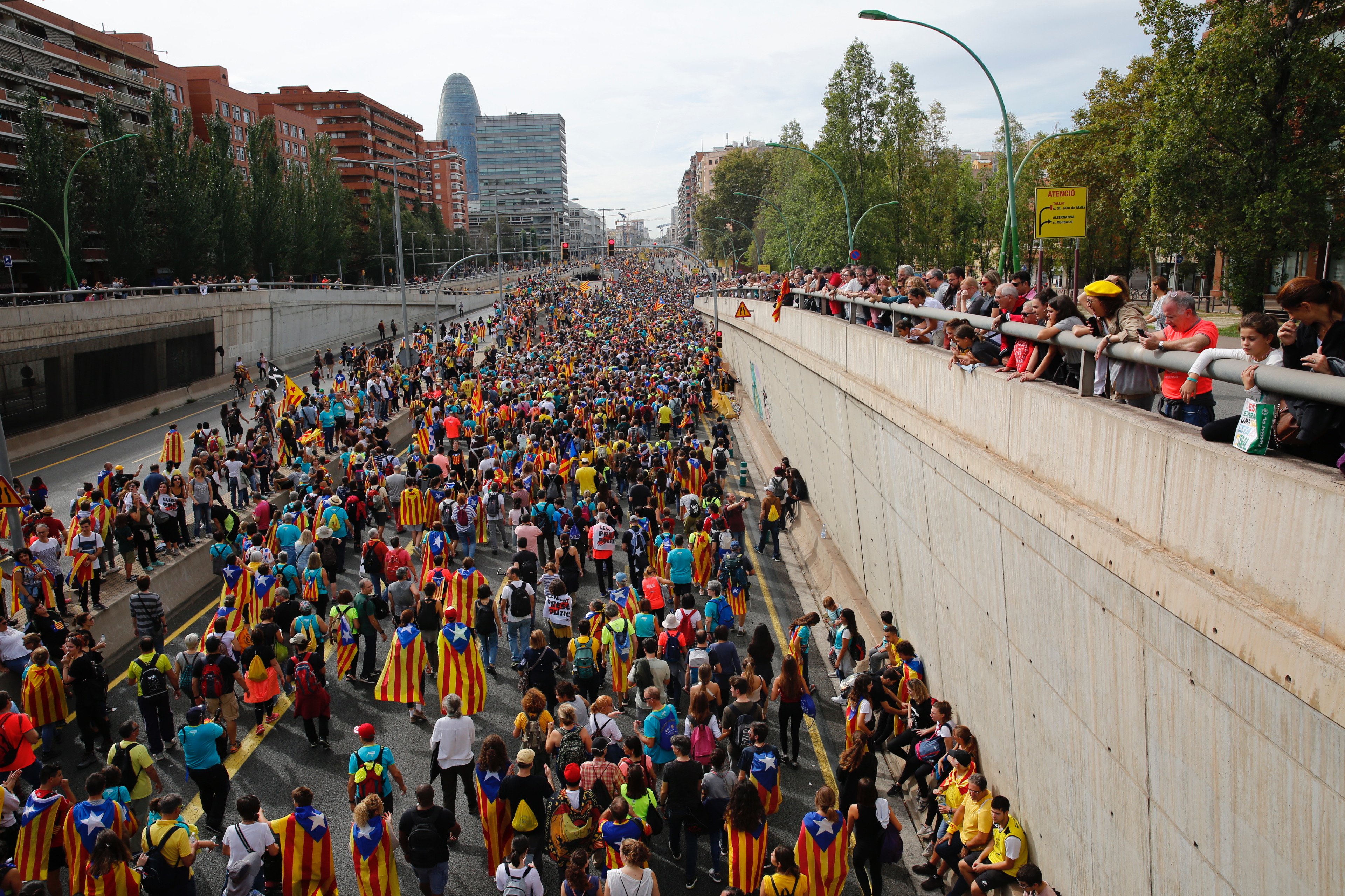 La huelga general ya es la más seguida de la historia en los comercios catalanes