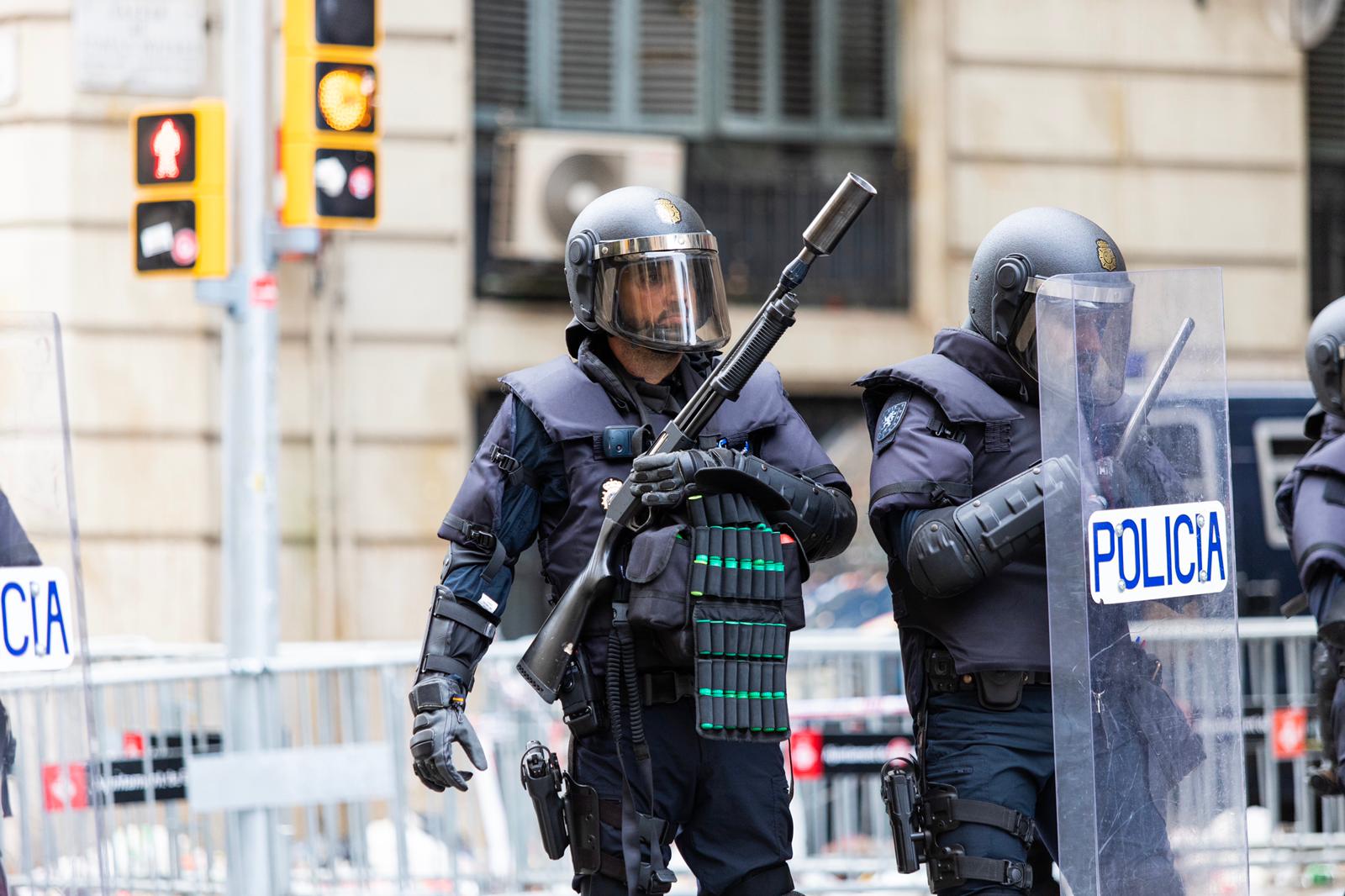 Reforzada la defensa jurídica de policías y guardias civiles en previsión de "denuncias falsas"