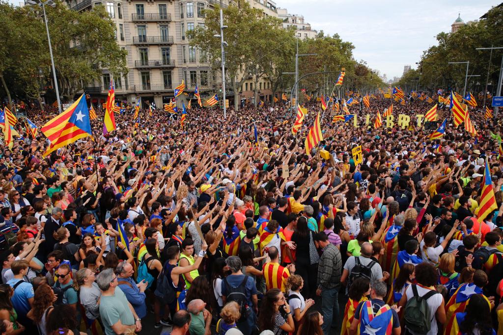 Over half a million people protest peacefully in Barcelona