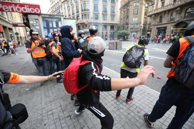 llançaments línia policial - Pau Venteo