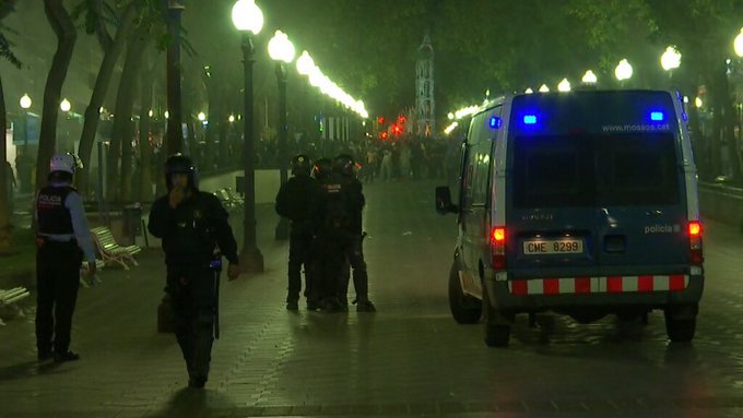 Cargas y disturbios en Tarragona